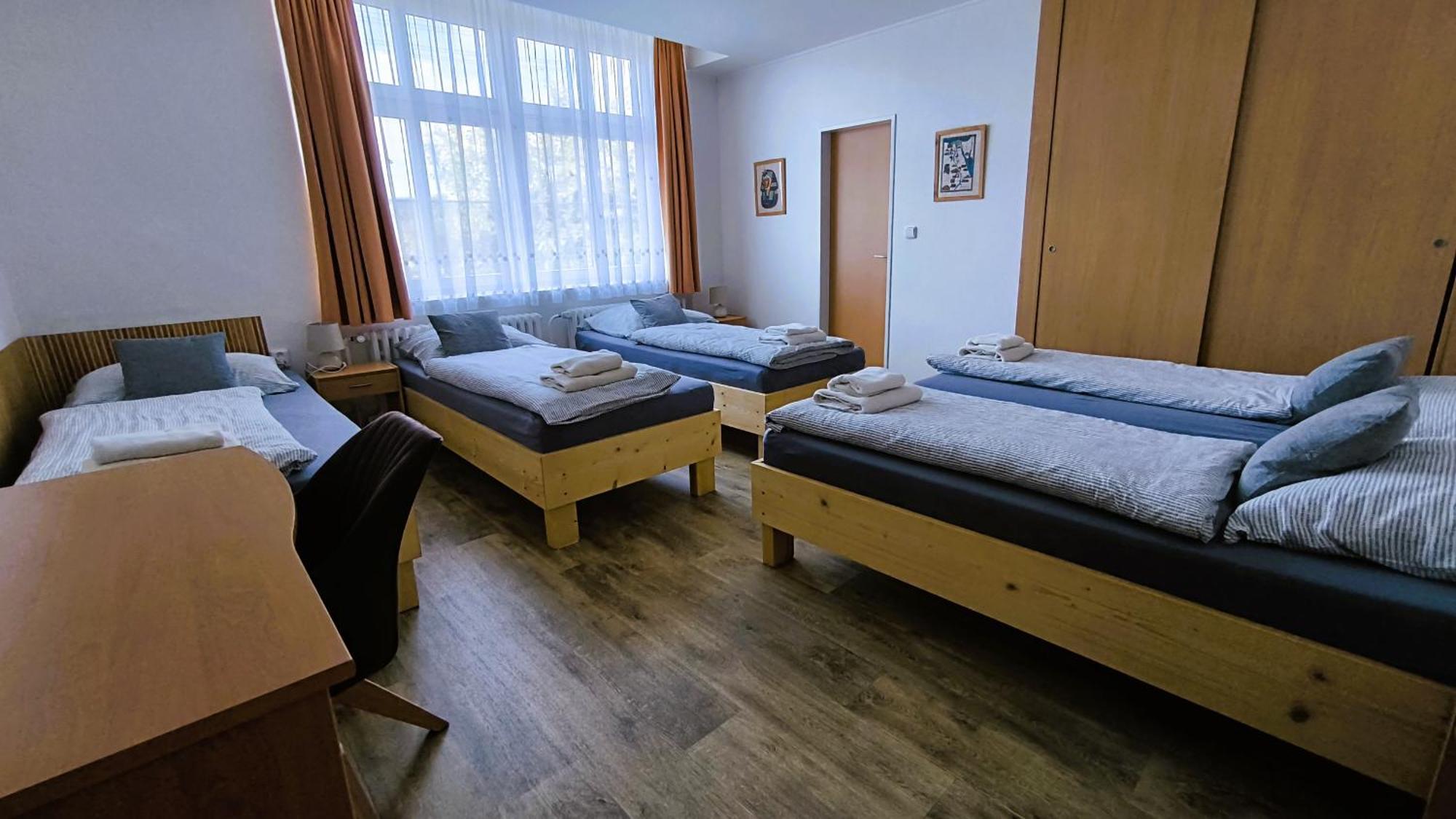 Penzion Pod Zamkem Vizovice Bagian luar foto